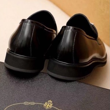 pantofel pria sepatu formal lv cowok hitam mirror quality kulit terbaru
