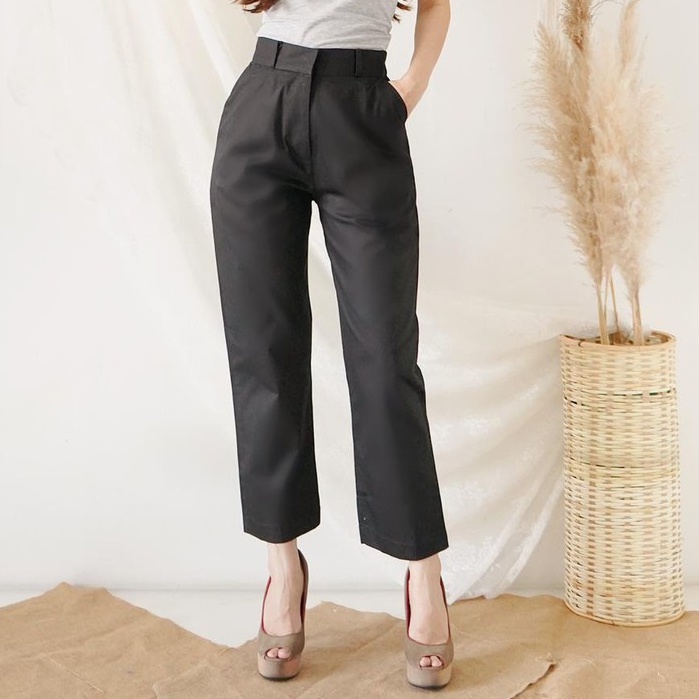 V322 Cecilia Pants - 4 Color &amp; 2 Size