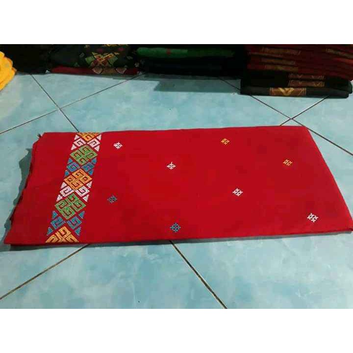 Tenun Paruki Pabintik / Kain Tenun Paruki Toraja / Tenun Paruki Toraja SH909