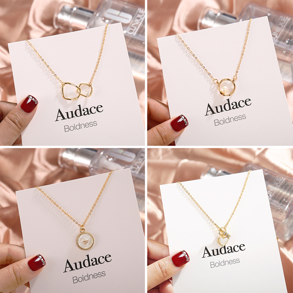 YEEZII Kalung Rantai Klavikula Desain Kupu-Kupu Hati Geometris Hollow Aksen Mutiara Gaya Korea Untuk Wanita