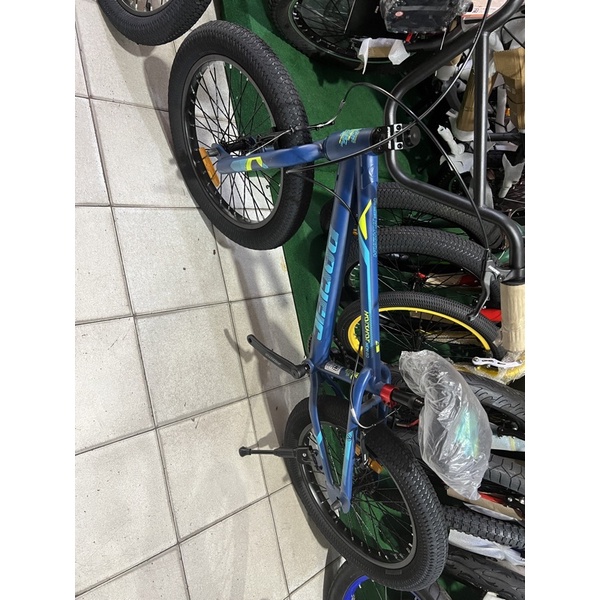 Sepeda BMX pacific 20