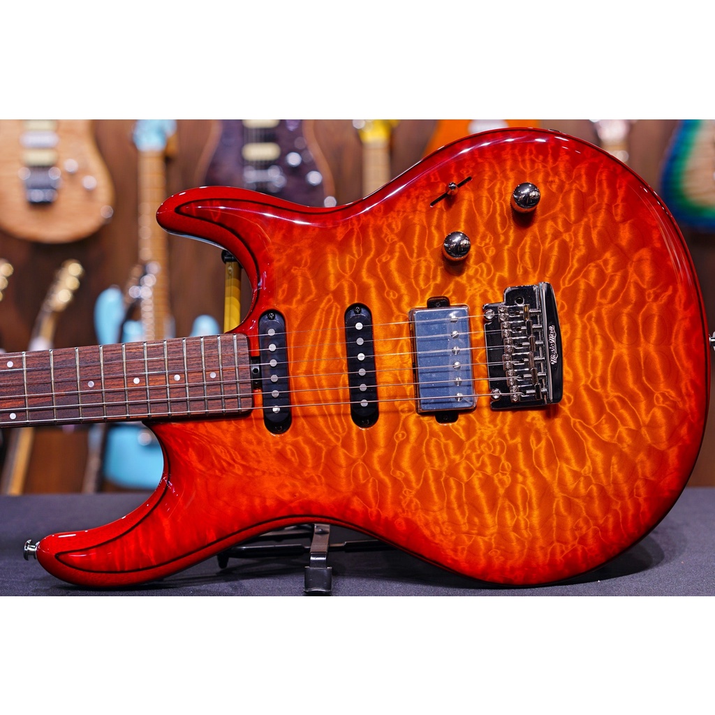Ernie Ball Music Man Luke III HSS - Cherry Burst Quilt G98336