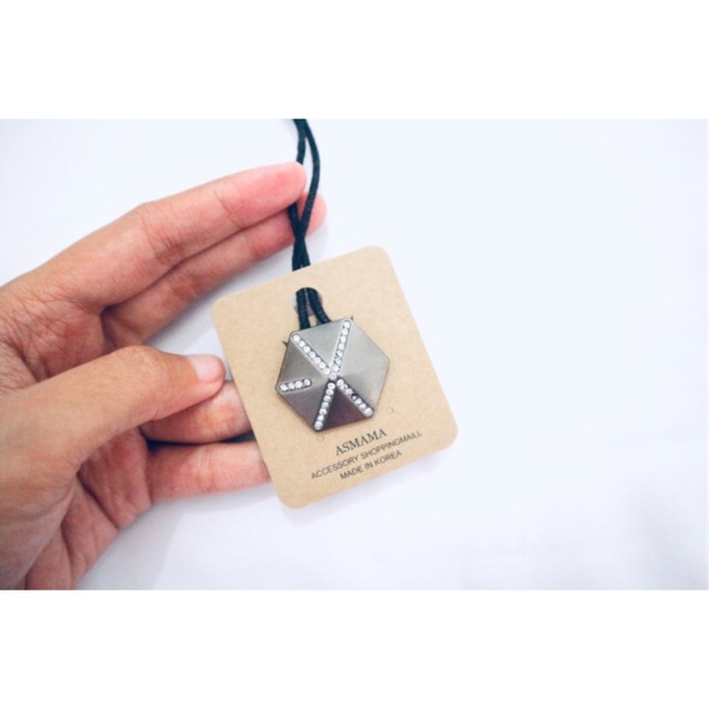 EXO OFFICIAL GOODS - EXO LOGO NECKLACE ORI BY ASMAMA | KALUNG EXO MAMA ERA