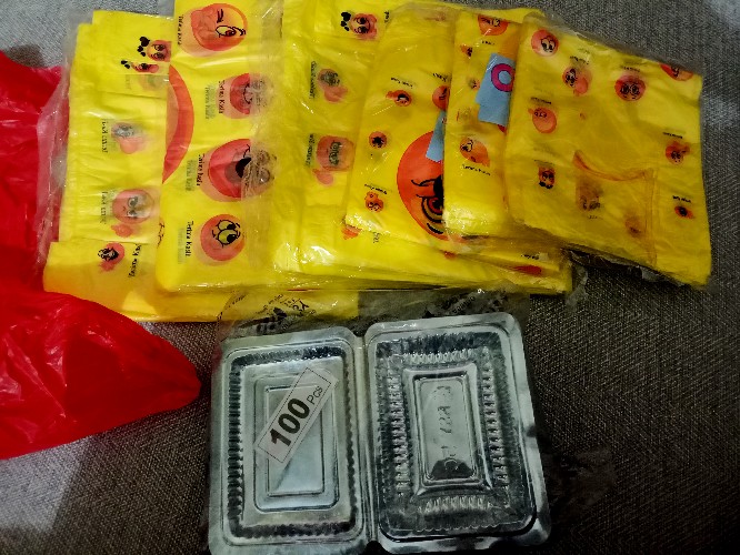 Kantong Plastik Kresek Smiley / Emoji / Emoticon Multicolor Tebal Ukuran 15 X 33 Cm Isi 50 Lembar