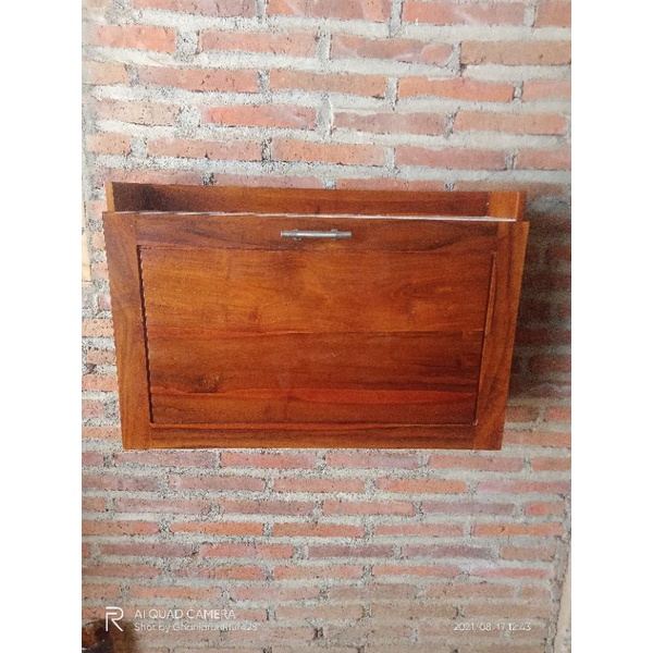 MEJA LIPAT GANTUNG DIDINDING MATRIAL KAYU JATI