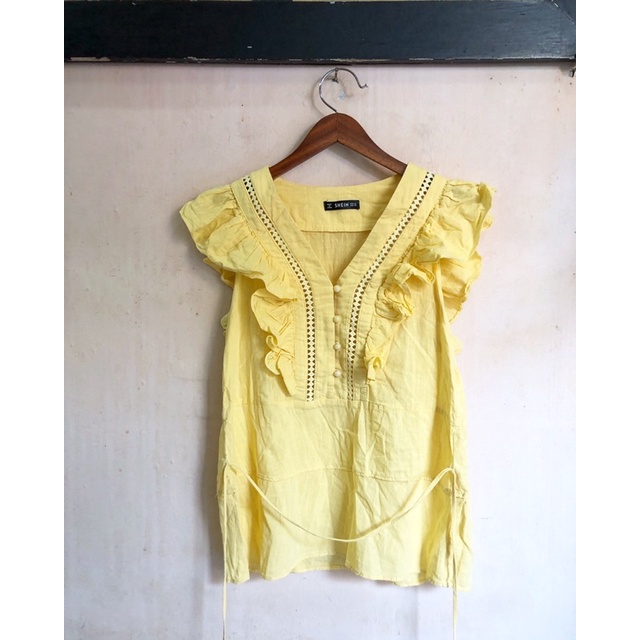 Preloved Blouse Shein