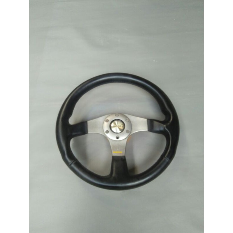 stir racing momo 14inch Ori made in italy