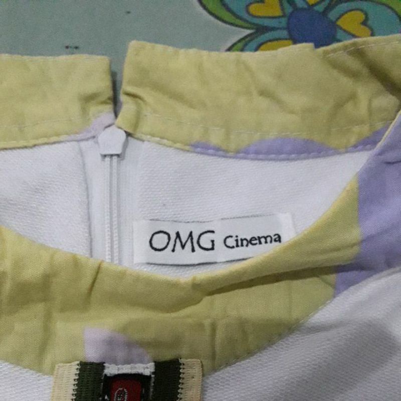 Preloved Atasan OMG Cinema