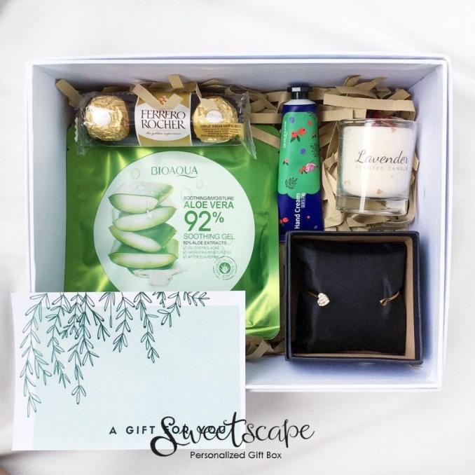 

GIFT BOX PACKAGE 36-PAKET HAMPERS 36-HADIAH FOR SOMEONE FGBV61352