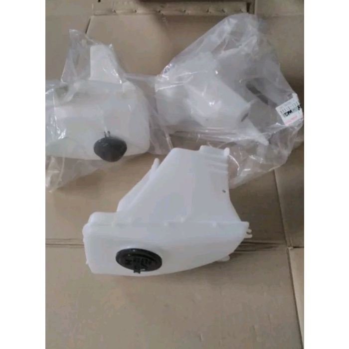 Tabung Cadangan Air Wiper Toyota Corolla Great Corolla Allnew