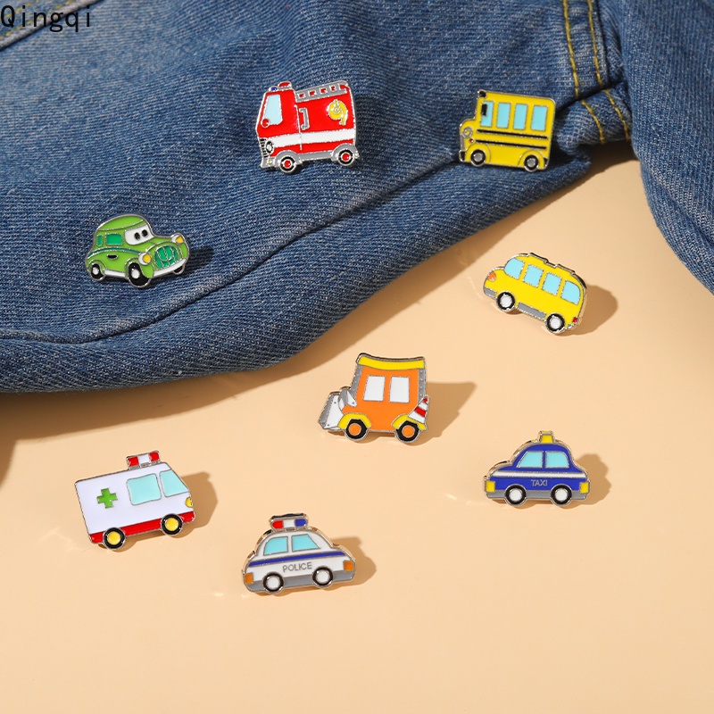 Bros Pin Enamel Bentuk Mobil Ambulans / Polisi / Bus / Sekolah / Taksi Untuk Aksesoris Jaket / Tas