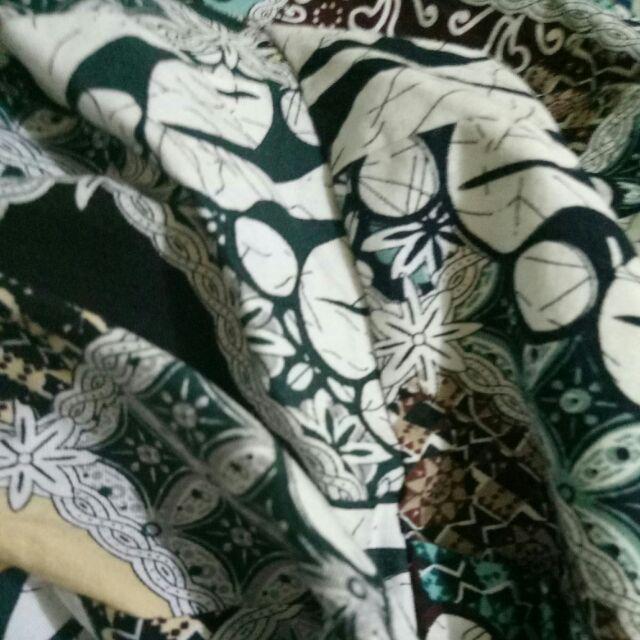 Gamis Batik Tiga Negeri Ld 110