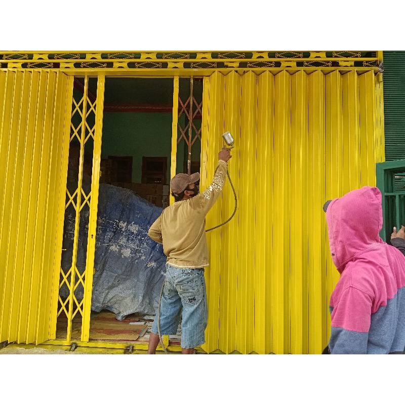 pintu besi harmonika