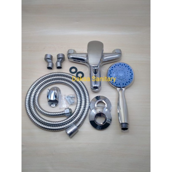 kran bathub single level / Kran shower panas dingin komplit set