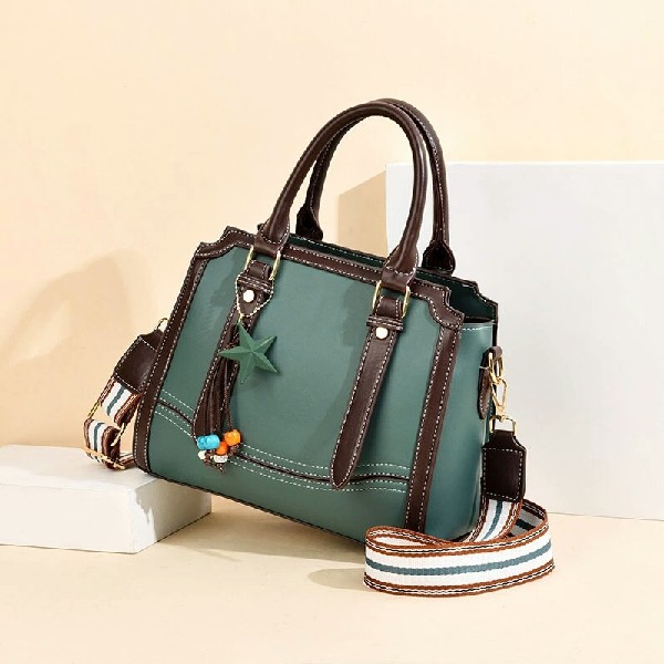 Tas Slempang wanita / Tas Fashion sling bag import remaja 2020 terbaru original 8957