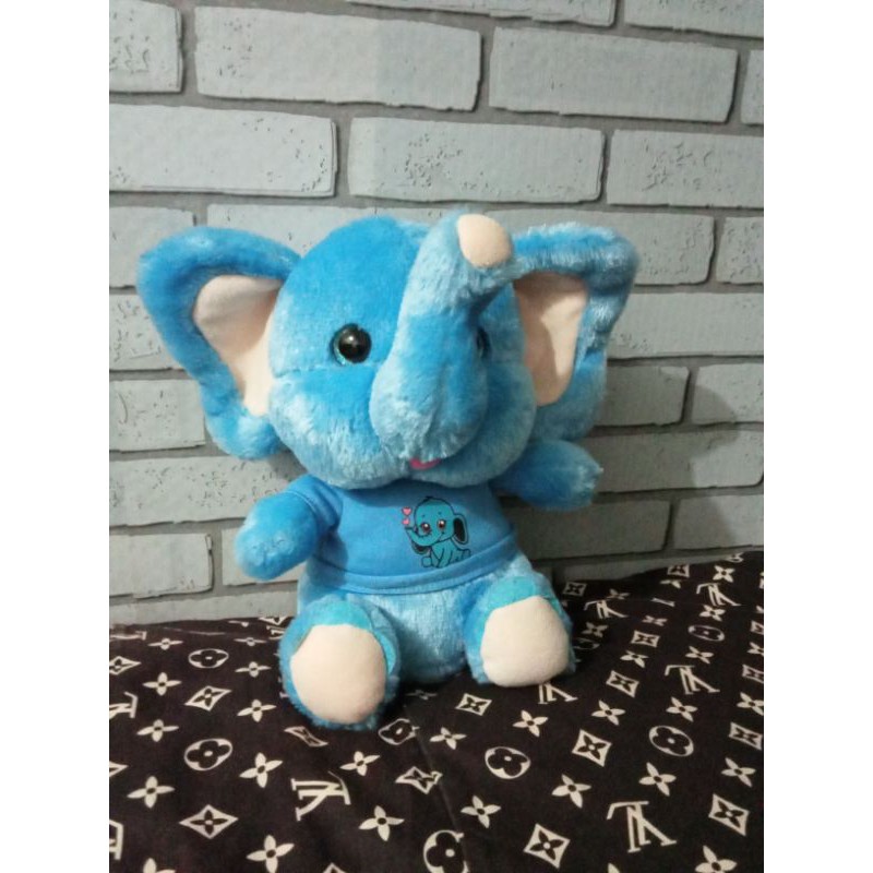 Boneka Dumbo