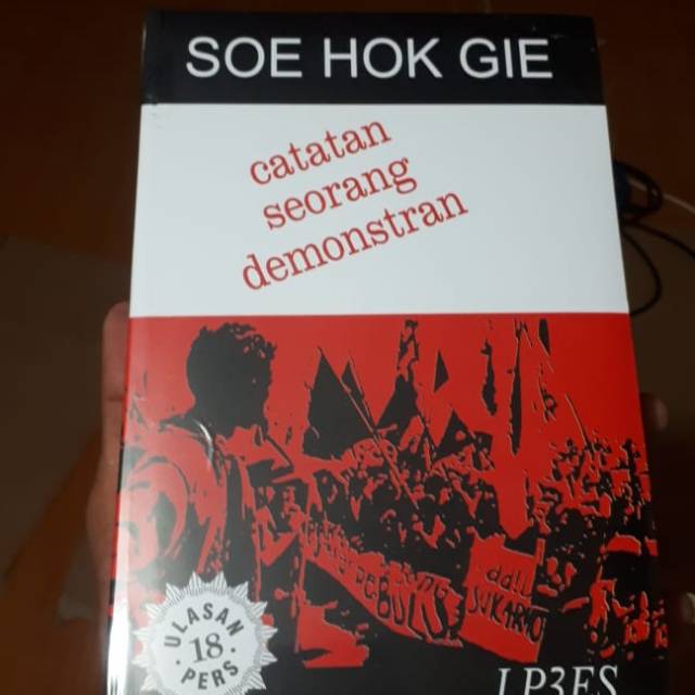 Catatan seorang demonstran