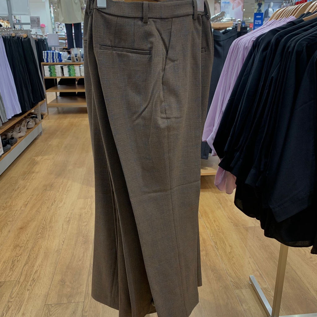 Celana Wanita Smar Ankle 2way Uniqlo