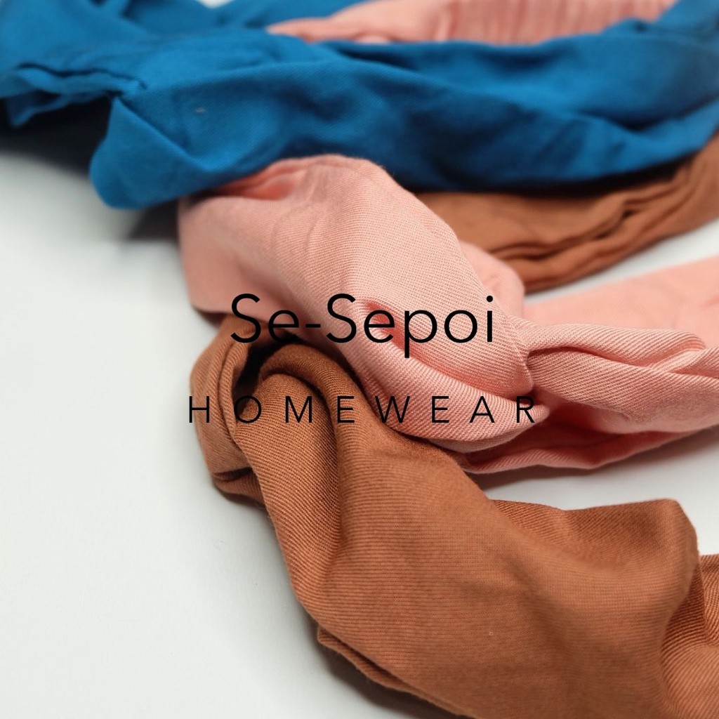 Korean Twisted Bandana Sesepoi