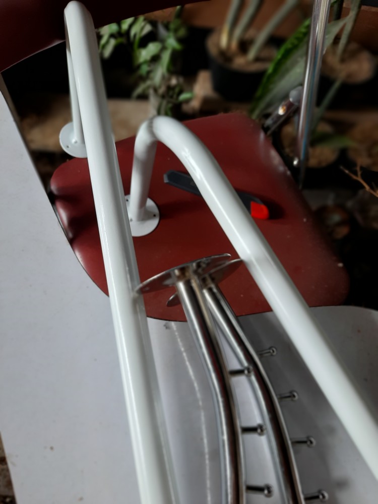 Hanger Suling Belalai Tembok 9 Titik