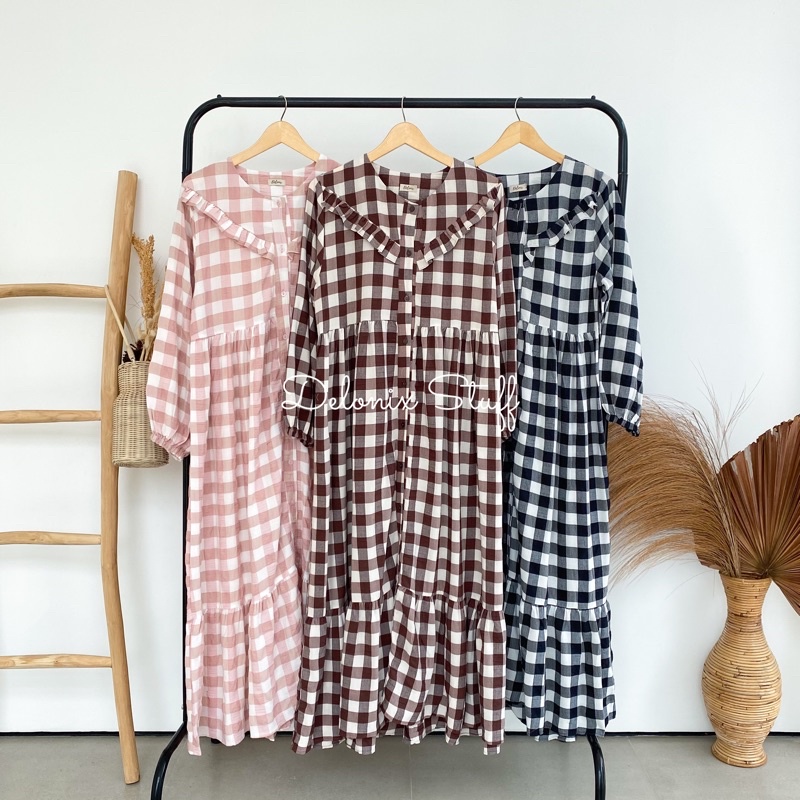 Ruffle gingham oversize dress