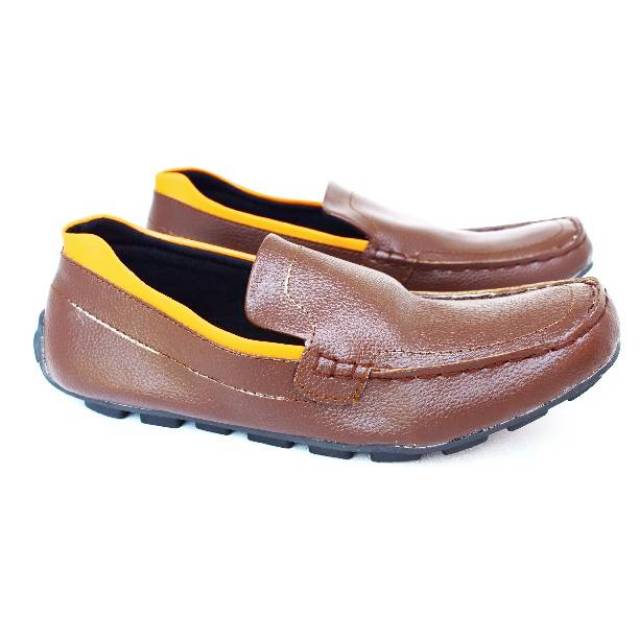 SEPATU SLIP ON PRIA FASHION CASUAL SLOP WRINGKEL GAYA TRENDI MASA KINI MAIN KERUT RUBICON ARCIT