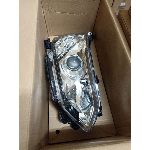 headlamp lampu depan avanza veloz 2016/2018 original