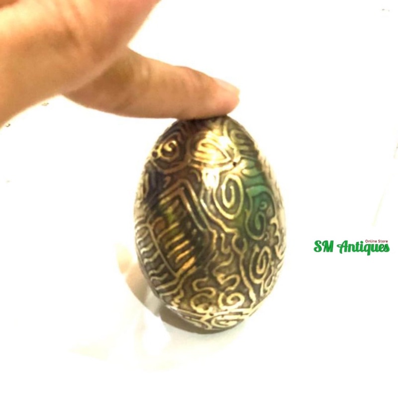 

RB Barang antik Telur rajah Berkaligrafi Arab kuningan