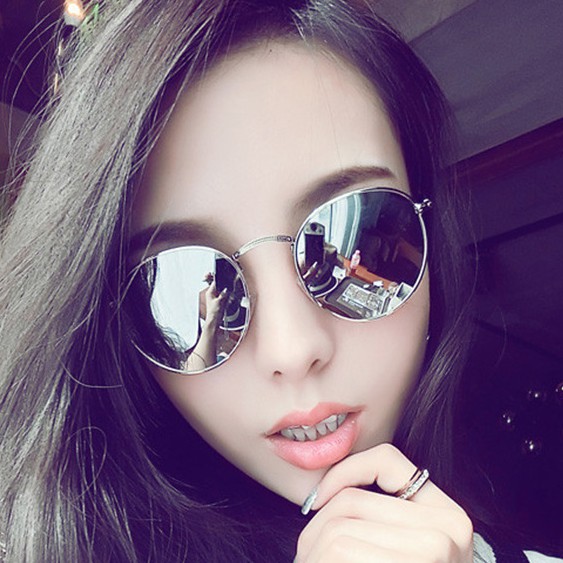 Kacamata Hitam Polarized Gaya Retro Untuk Wanita