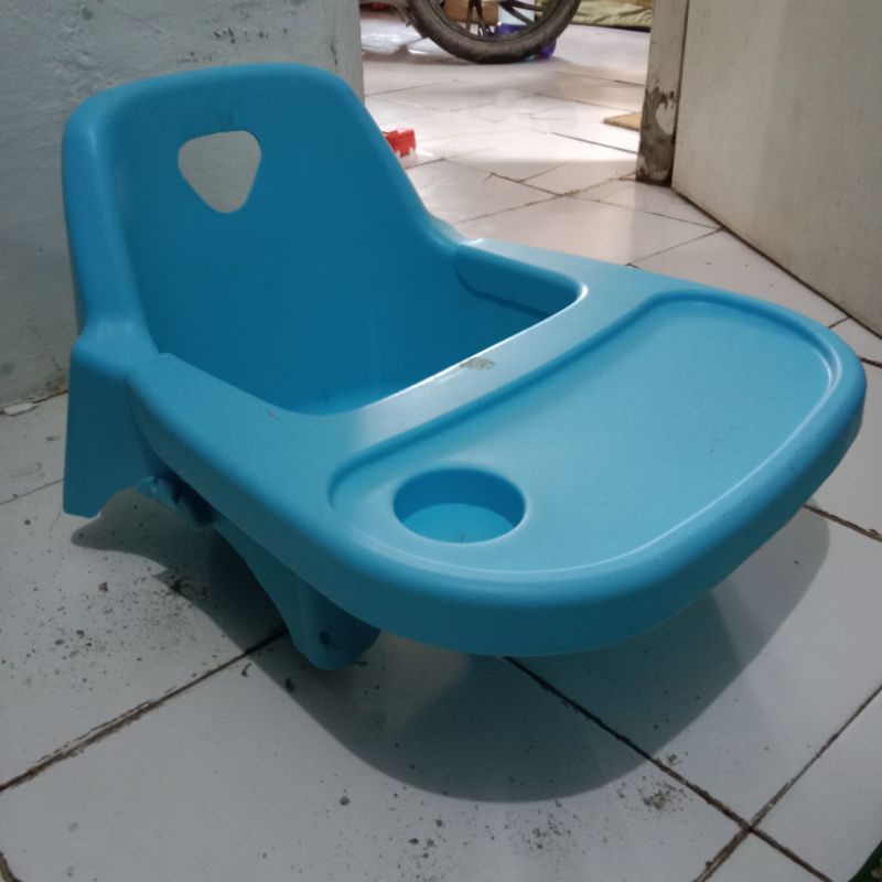 kursi makan anak informa