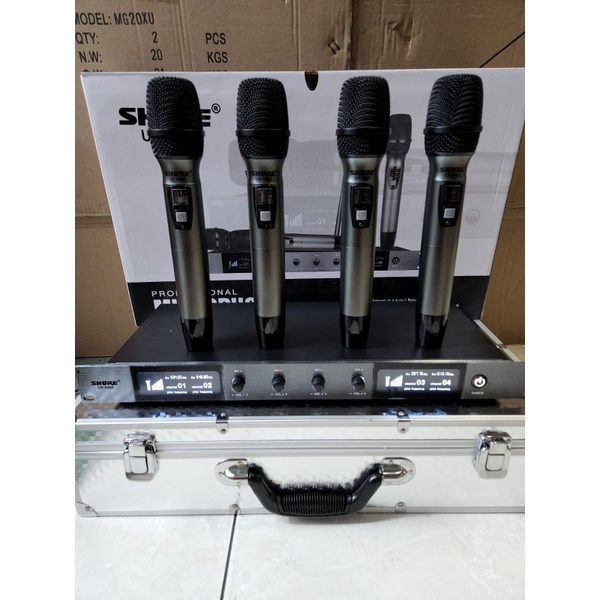 MIC WIRELESS SHURE UR4400 4 MIC HANDHELD WIRELESS BISA UBAH FREKUENSI