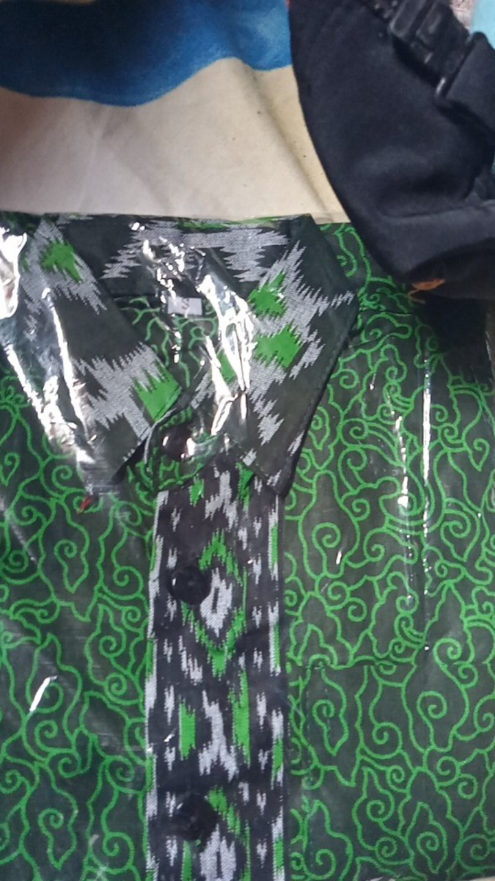 Couple Ayah Dan Anak Batik Mega Mendung Hijau Botol