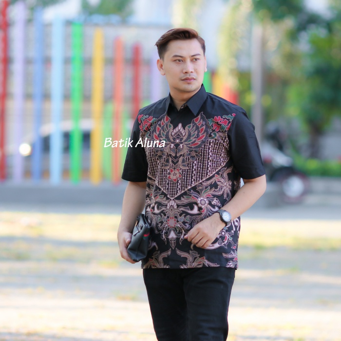 Batik Pria Lengan Pendek Premium Modern Baju Batik Pria Lengan Pendek Semi Sutera Hem Laki Laki Sutra Ukuran Regular Asli Pekalongan Berkualitas Paling Halus Dijamin Tidak Luntur FASHION BATIK ALUNA