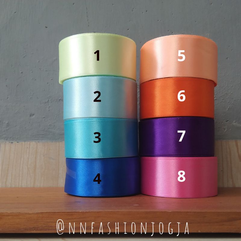 

PITA SATIN LEBAR 4CM / 1,5 INCH PER ROLL PART 1