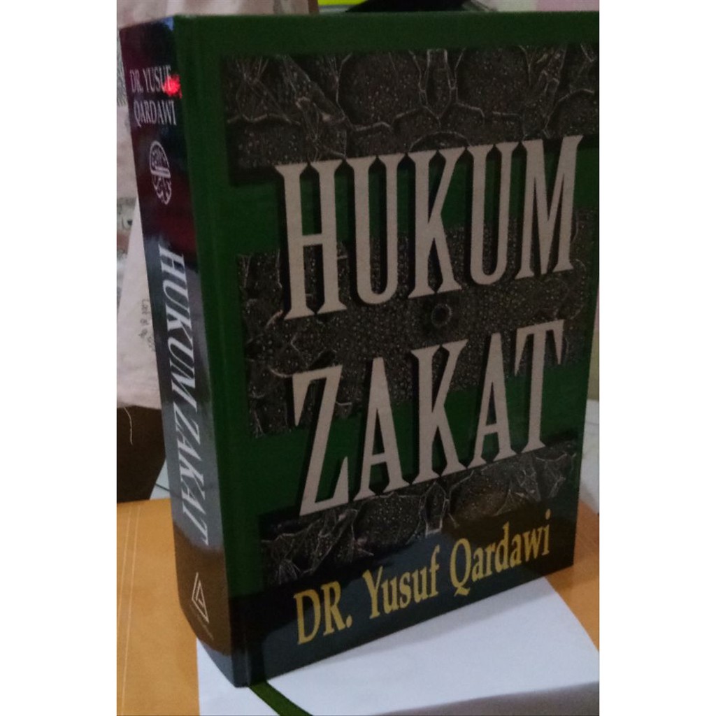 Buku Hukum Zakat karya Dr Yusuf Al Qardhawi adalah terjemahan fiqhuz z