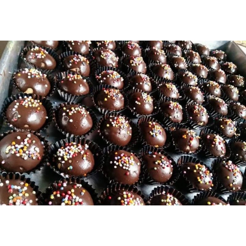

bola-bola coklat