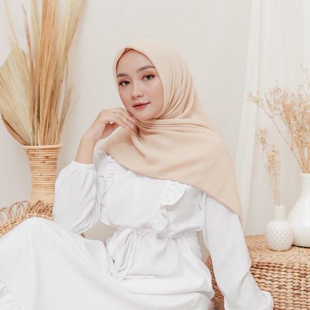 AFI - EC - Bella Square Hijab Segiempat-Cream