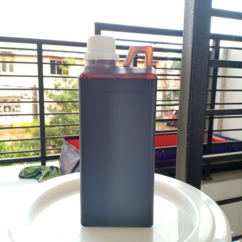 

Molase Tetes Tebu Murni Kemasan Jrigen 1 Liter