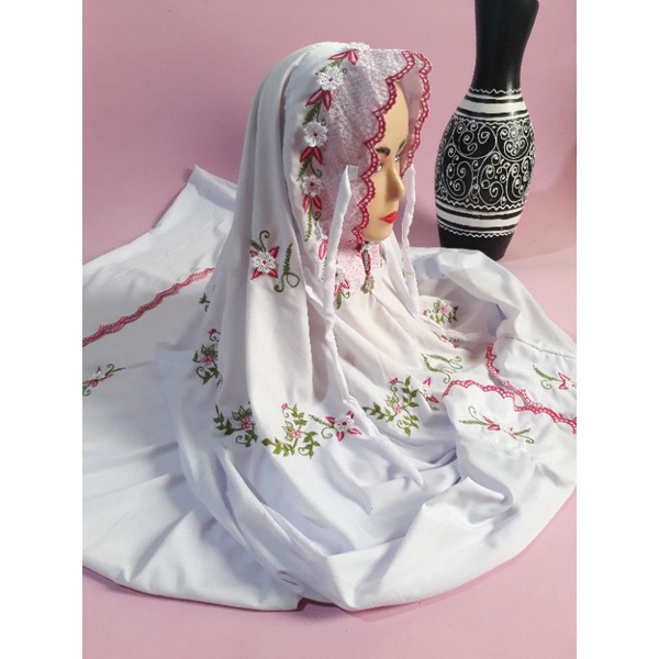 MUKENA POLINO SILK KUDUSAN BORDIR TIMBUL