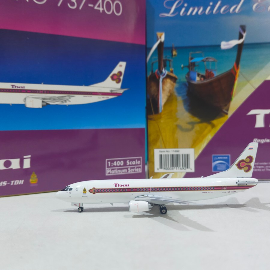 Diecast Thai Airways B 737-400 HS-TDH Phoenix 1:400