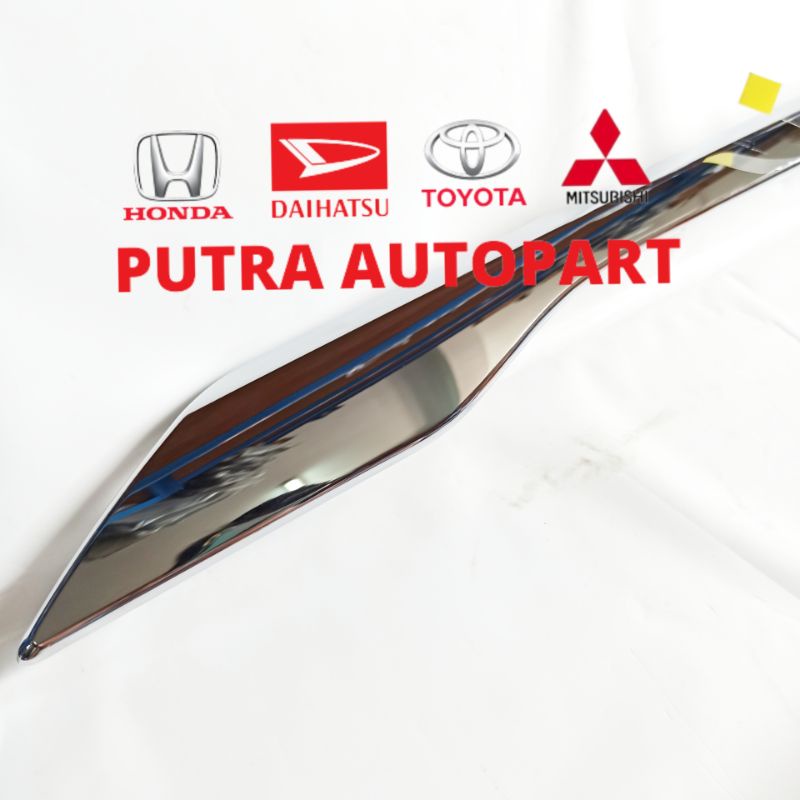 list chrome bodykit depan bemper innova reborn venturer 2016-2020 original