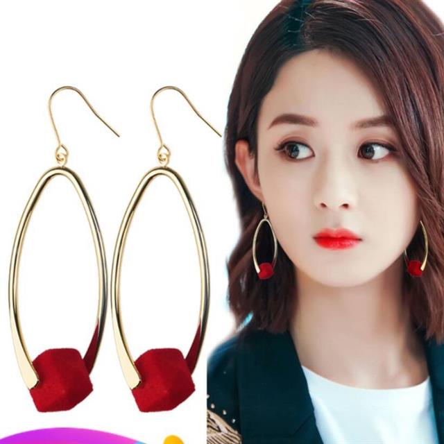 Hollow keluar bersudut lima tetes telinga anting-anting baru fashion anggun online influencer full b