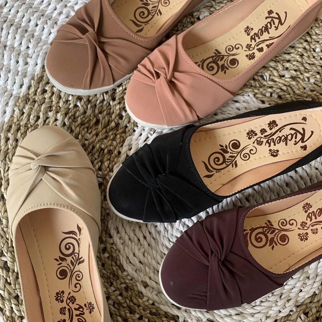 Flatshoes perempuan hitam polos variasi kruwel bahan kanvas slip on flat kerja casual santai feminim korean style BL KRUWEL 1