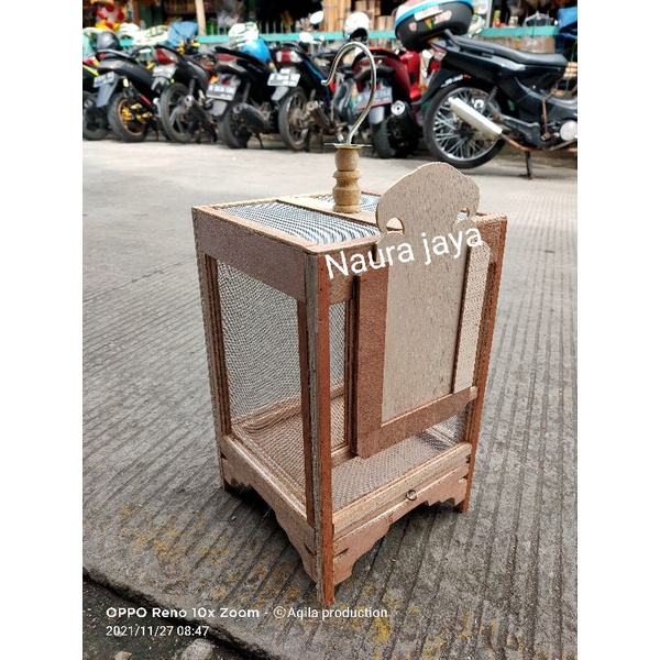 Kandang sangkar Jangkrik Kayu