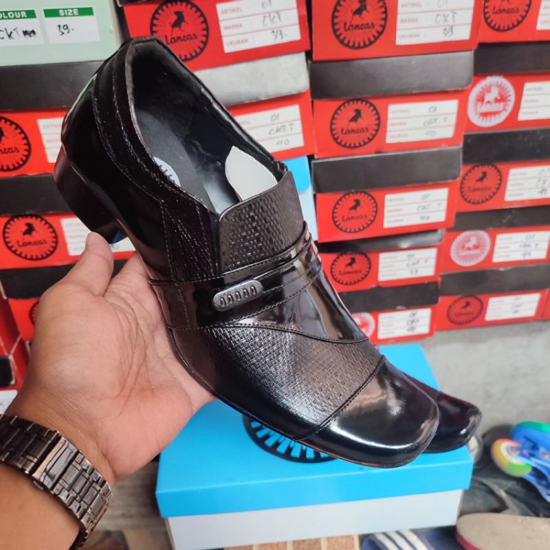 Sepatu pantofel pria kulit asli kilap