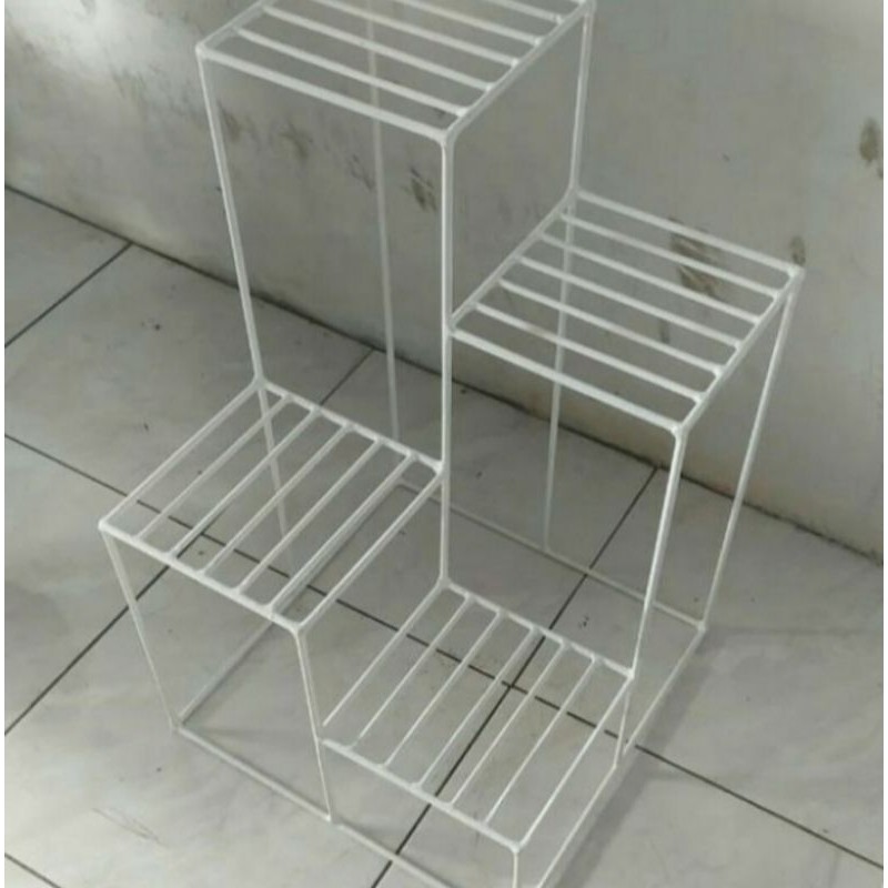 Rak Bunga Besi Behel 4 Susun - Rak Pot Bunga Hiasan Rumah - Standing Pot Bunga