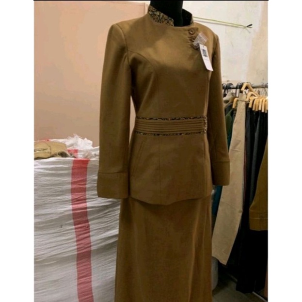 Seragam Princessfa / Seragam PNS / Seragam Pemda / Baju Pemda / Baju Pemda Wanita / Baju Keki Tua / Baju khaki tua / Seragam PNS keki tua / Seragam Khaki Tua / Khaki Tua Rok A / Baju PNS ASN / Baju Kerja / Baju PDH Pemda / Baju Guru