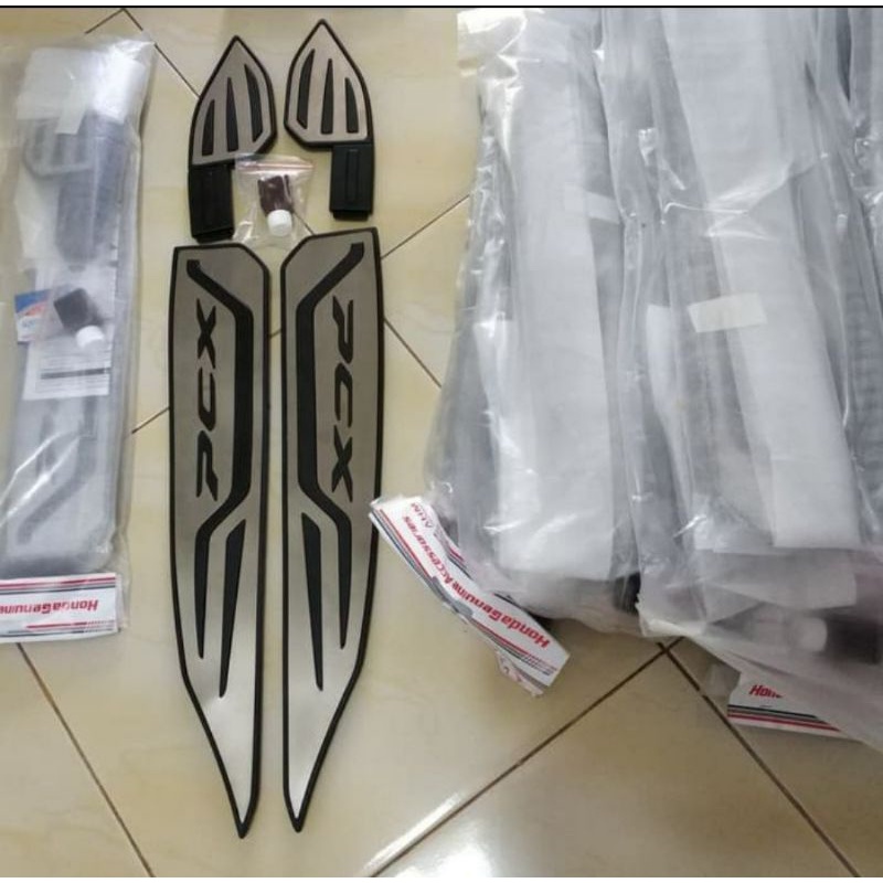 Karpet Panel Step Floor PCX 150 Original Honda