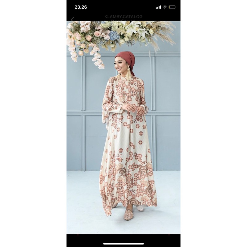 READY Nirmala dress wearing klamby