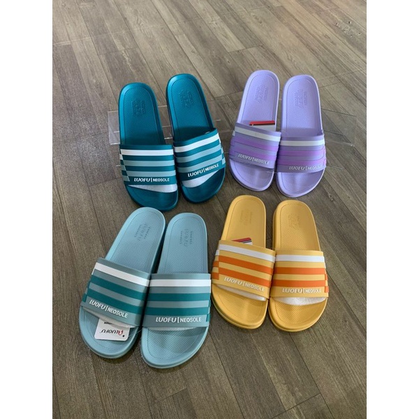 Sandal Selop Luofu Wanita Motif Garis Gradasi Karet Empuk E6212-E05L